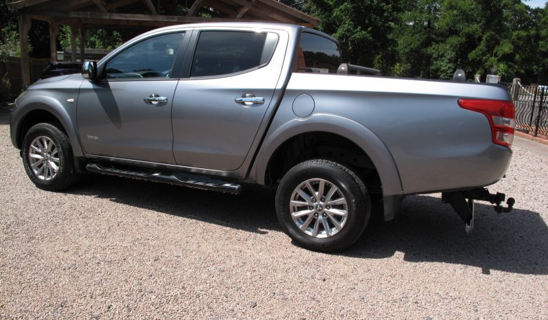 2016 16 Mitsubishi L200 Trojan 2.5 DiD 4WD Double Cab ABSOLUTELY PRISTINE CONDITION THROUGHOUT! NO VAT! SOLD! full